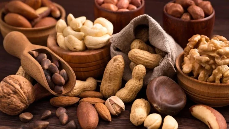 শীতে বাদাম খাওয়ার যত উপকারিতা