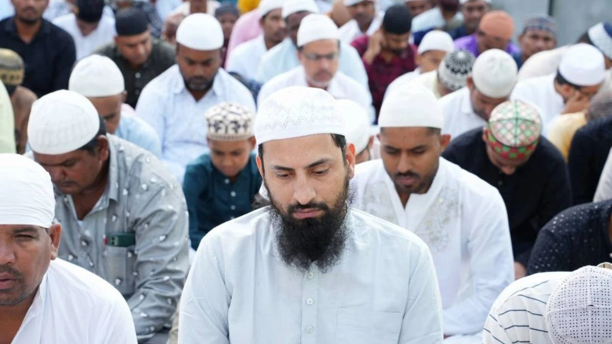 জাতীয় স্কেলে বেতন পাবেন ইমাম-মুয়াজ্জিন, গেজেট প্রকাশ