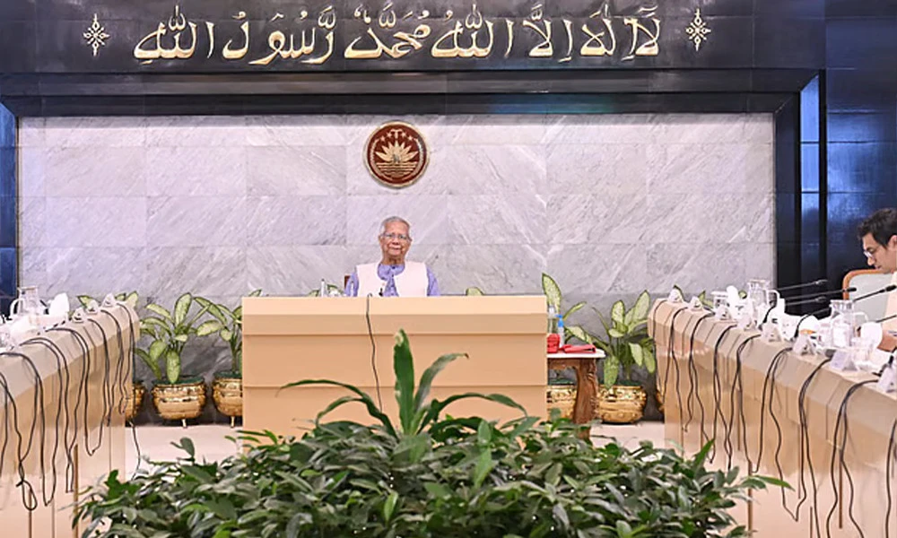 আন্তর্জাতিক শ্রমবাজারে সনদ জালিয়াতি রোধে কাজ করার নির্দেশ প্রধান উপদেষ্টার