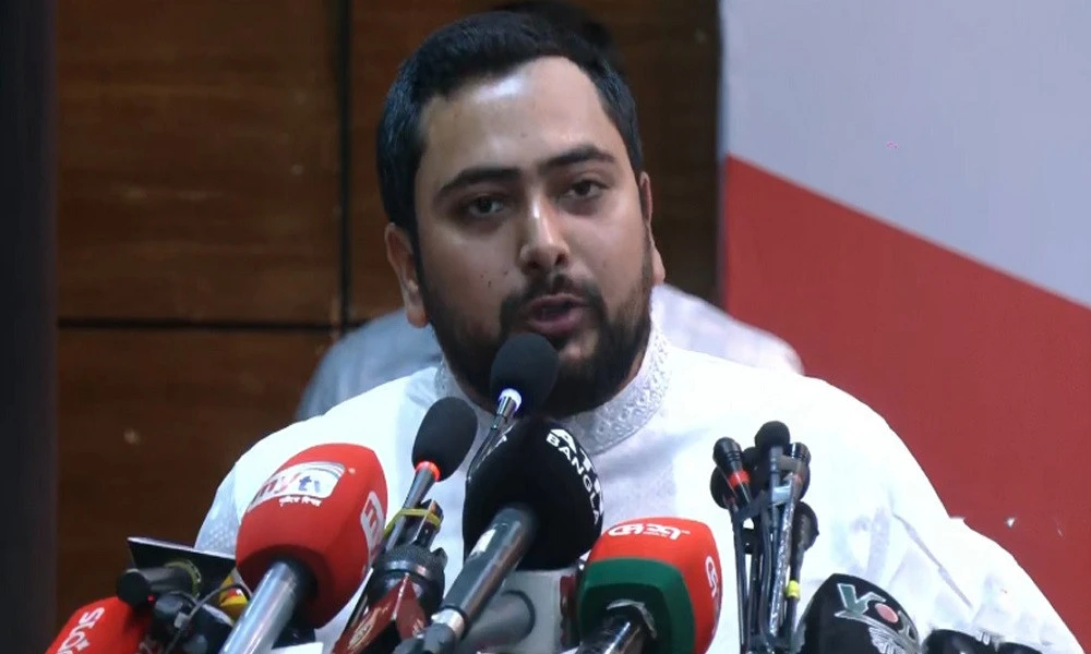 বিএনপি গণভোটের রায় অস্বীকার করে কৃত্রিম সংকট তৈরি করছে : নাহিদ ইসলাম